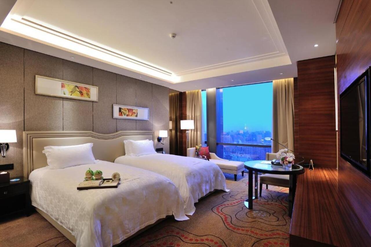 Dongguan Kande International Hotel-During The Canton Fair, Guests Can Enjoy Free Shuttle Buses To The Canton Fair Exhibition Hall Екстериор снимка