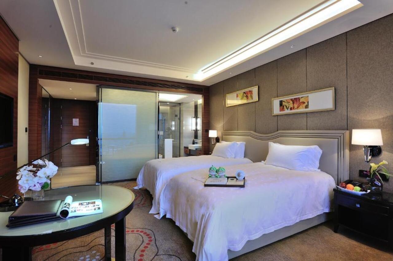 Dongguan Kande International Hotel-During The Canton Fair, Guests Can Enjoy Free Shuttle Buses To The Canton Fair Exhibition Hall Екстериор снимка