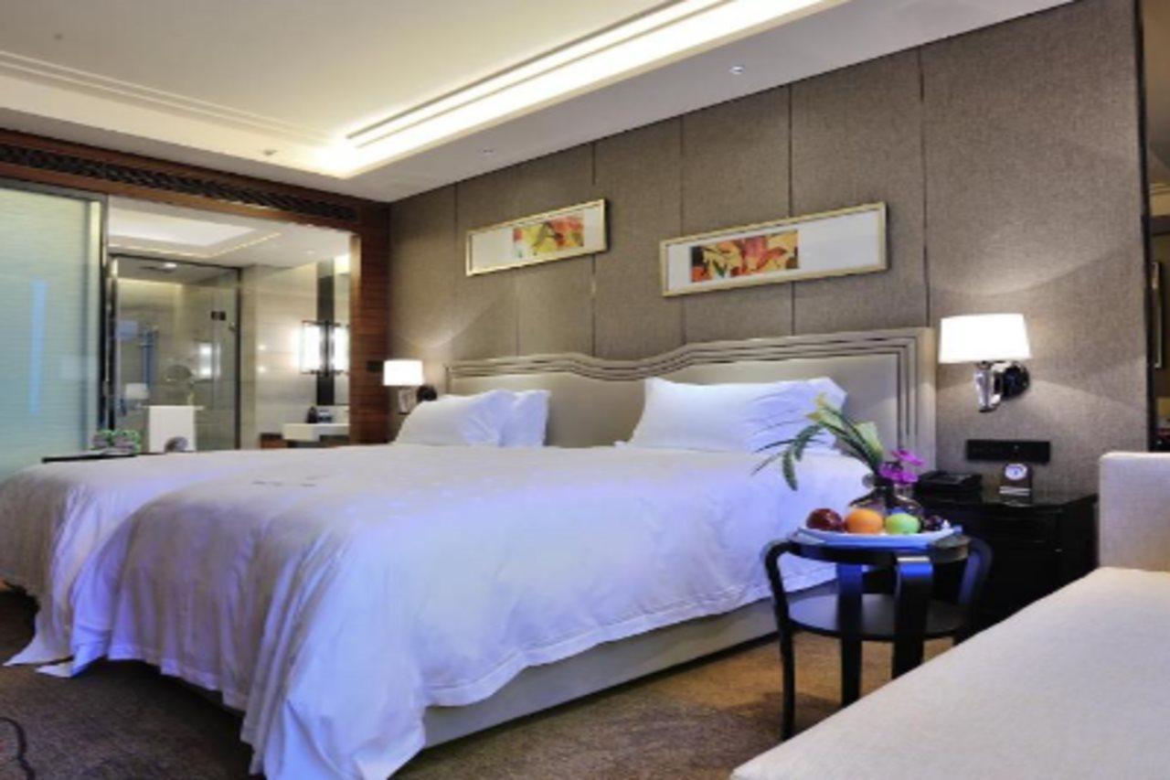 Dongguan Kande International Hotel-During The Canton Fair, Guests Can Enjoy Free Shuttle Buses To The Canton Fair Exhibition Hall Екстериор снимка