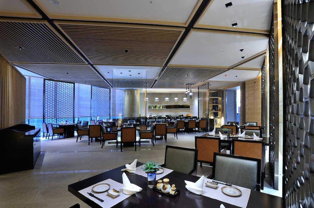 Dongguan Kande International Hotel-During The Canton Fair, Guests Can Enjoy Free Shuttle Buses To The Canton Fair Exhibition Hall Екстериор снимка