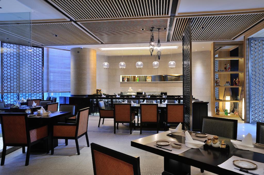 Dongguan Kande International Hotel-During The Canton Fair, Guests Can Enjoy Free Shuttle Buses To The Canton Fair Exhibition Hall Екстериор снимка