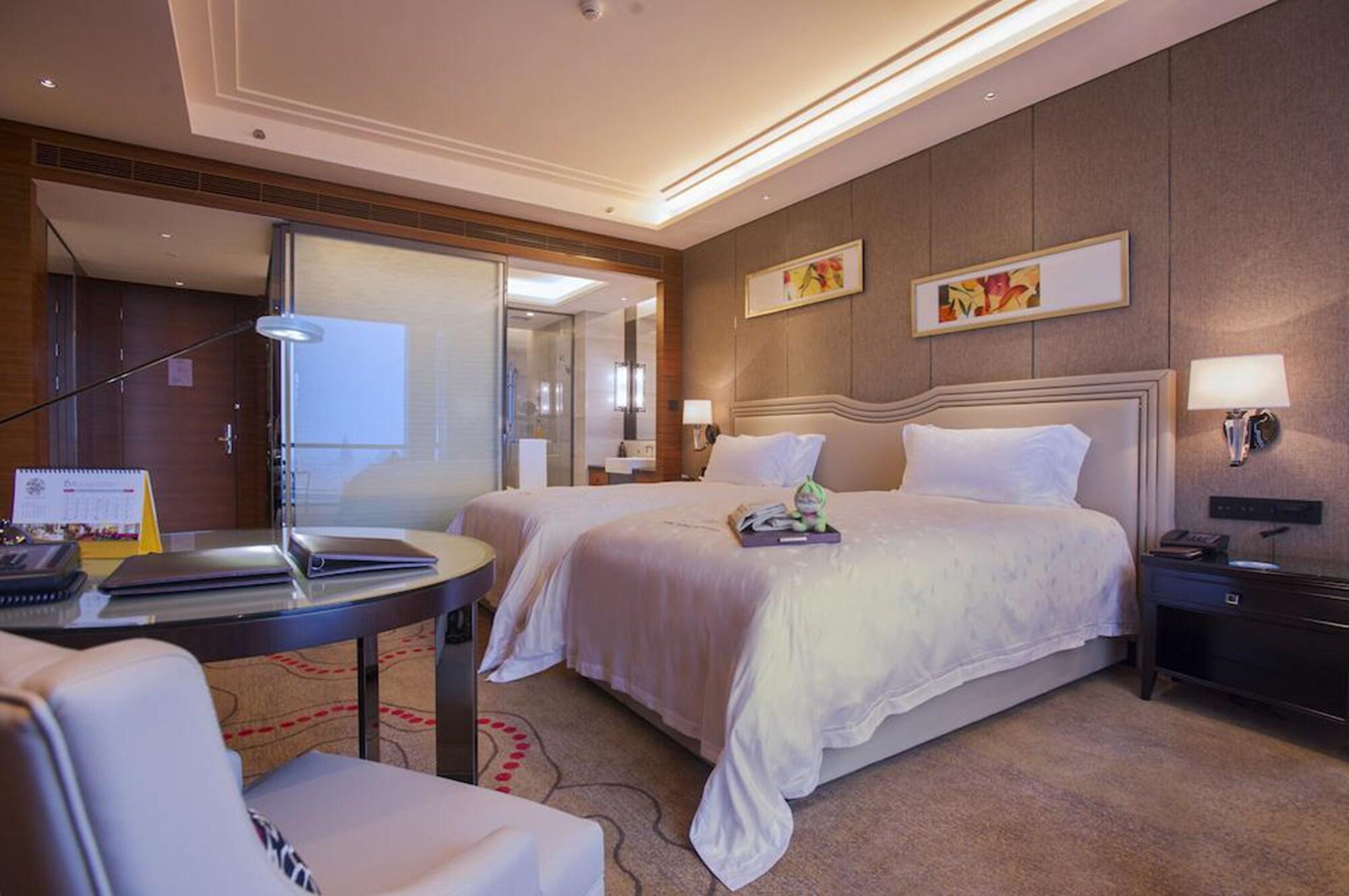Dongguan Kande International Hotel-During The Canton Fair, Guests Can Enjoy Free Shuttle Buses To The Canton Fair Exhibition Hall Екстериор снимка