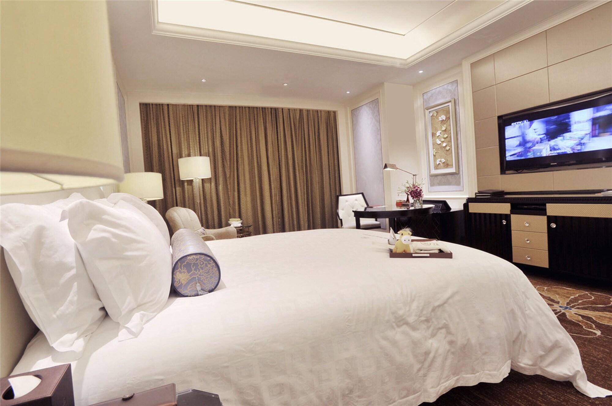Dongguan Kande International Hotel-During The Canton Fair, Guests Can Enjoy Free Shuttle Buses To The Canton Fair Exhibition Hall Екстериор снимка