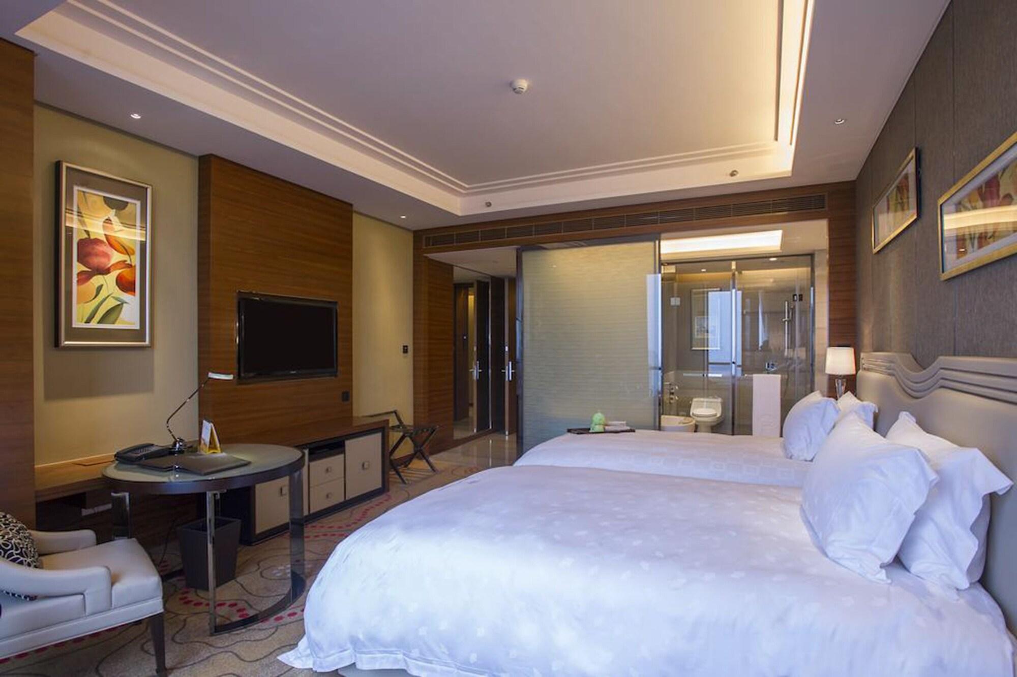 Dongguan Kande International Hotel-During The Canton Fair, Guests Can Enjoy Free Shuttle Buses To The Canton Fair Exhibition Hall Екстериор снимка
