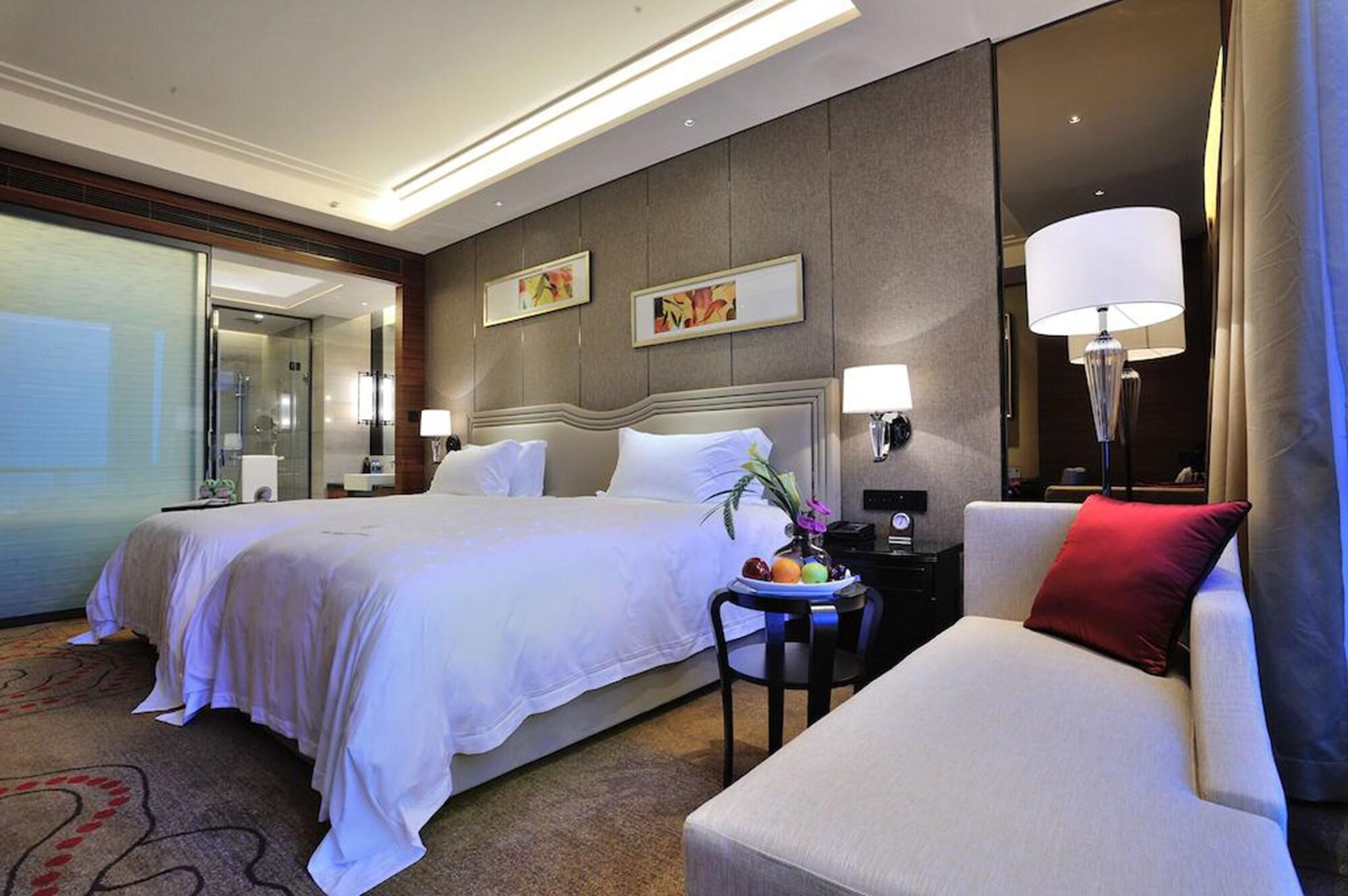 Dongguan Kande International Hotel-During The Canton Fair, Guests Can Enjoy Free Shuttle Buses To The Canton Fair Exhibition Hall Екстериор снимка