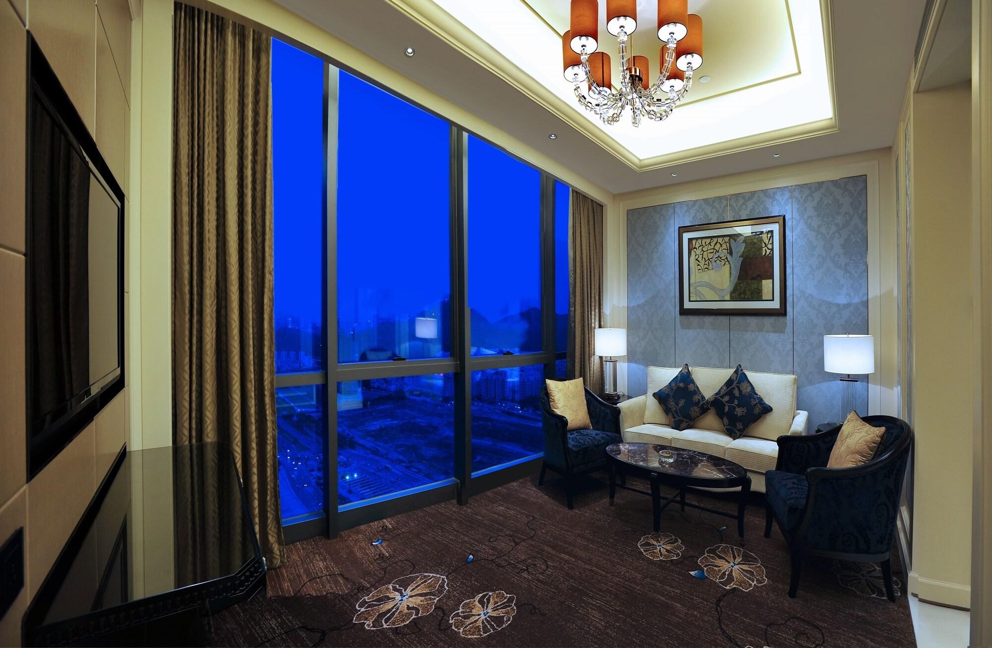Dongguan Kande International Hotel-During The Canton Fair, Guests Can Enjoy Free Shuttle Buses To The Canton Fair Exhibition Hall Екстериор снимка