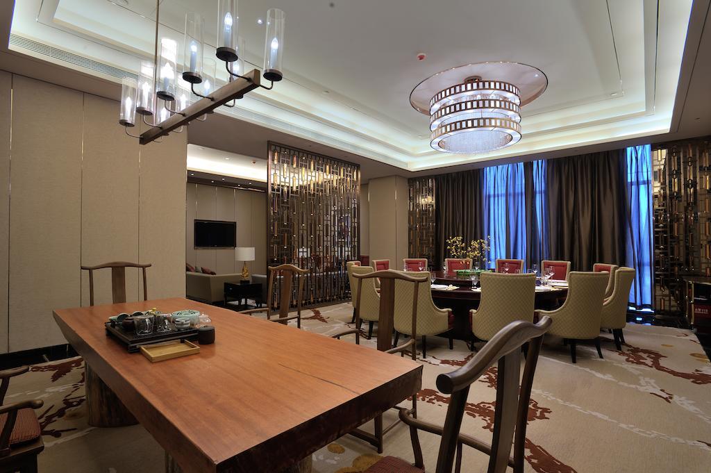 Dongguan Kande International Hotel-During The Canton Fair, Guests Can Enjoy Free Shuttle Buses To The Canton Fair Exhibition Hall Екстериор снимка