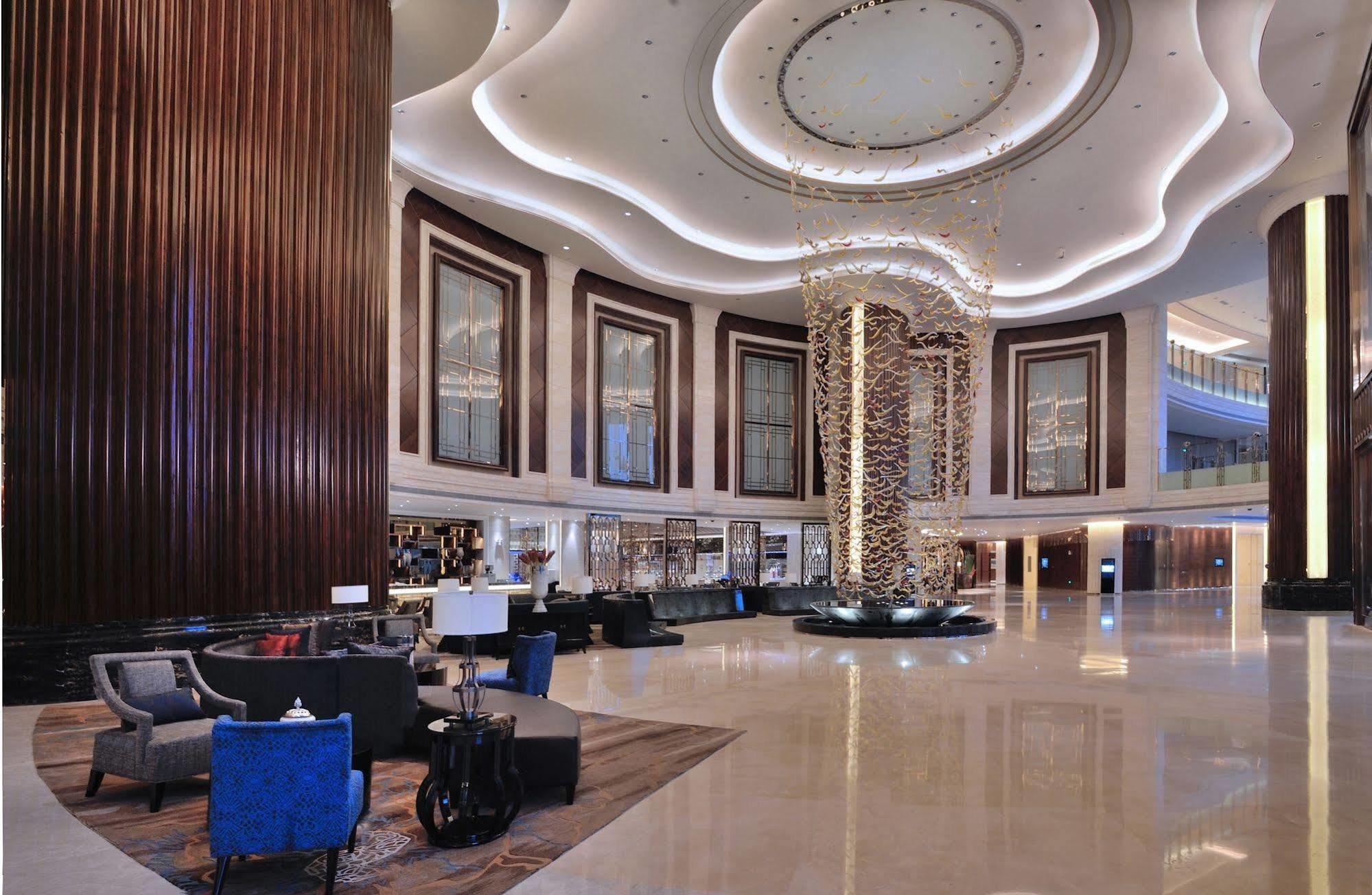 Dongguan Kande International Hotel-During The Canton Fair, Guests Can Enjoy Free Shuttle Buses To The Canton Fair Exhibition Hall Екстериор снимка