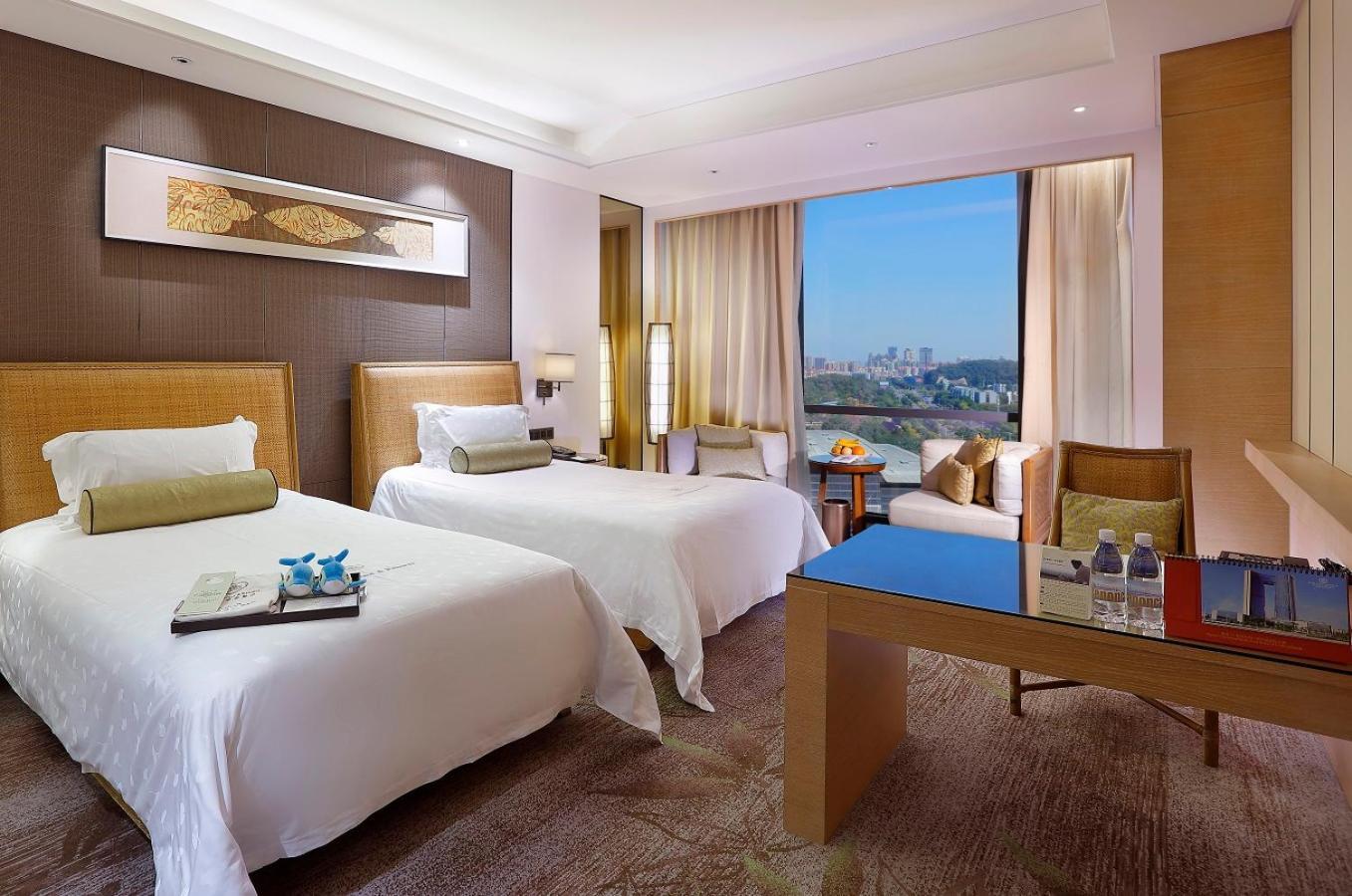 Dongguan Kande International Hotel-During The Canton Fair, Guests Can Enjoy Free Shuttle Buses To The Canton Fair Exhibition Hall Екстериор снимка
