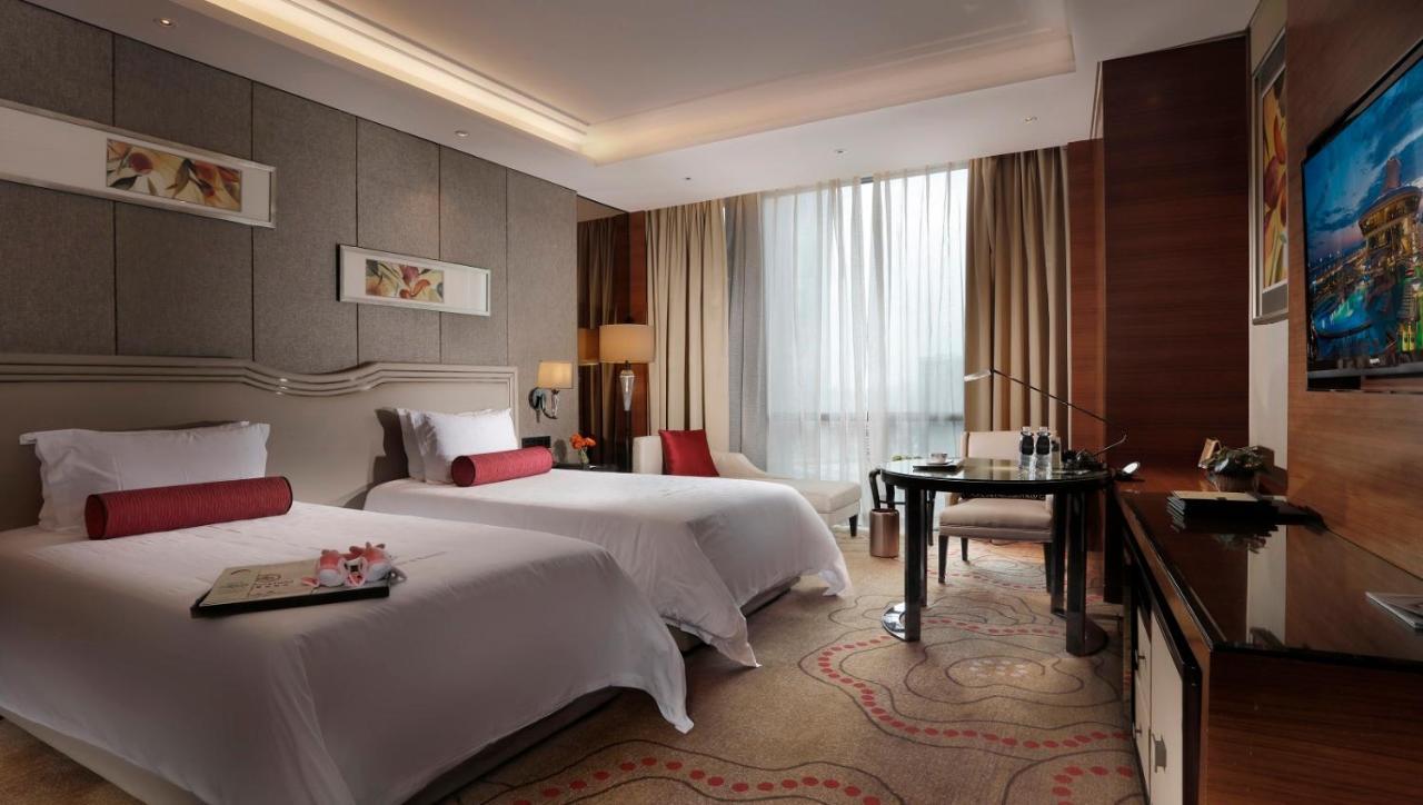 Dongguan Kande International Hotel-During The Canton Fair, Guests Can Enjoy Free Shuttle Buses To The Canton Fair Exhibition Hall Екстериор снимка